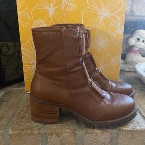 Yellow Box Chestnut Ankle Booties